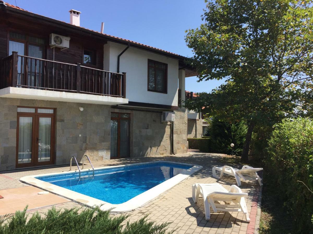 Hilltop Villa Burgas Exterior foto